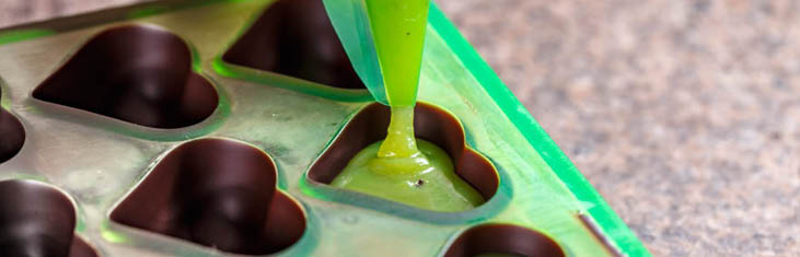 Schokoladenpralinen mit grüner Füllung